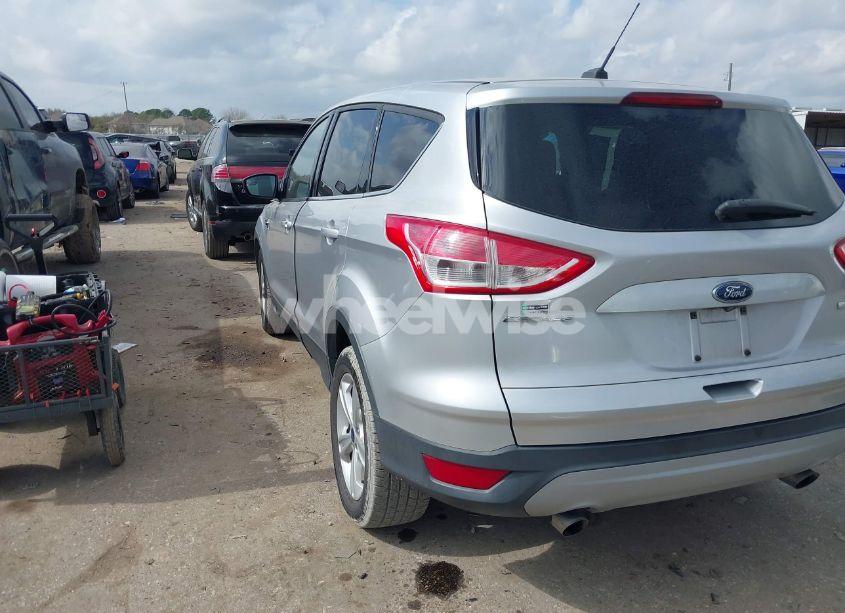 Photo 3 of 2015 Ford Escape SE (VIN 1FMCU0G95FUC44200)