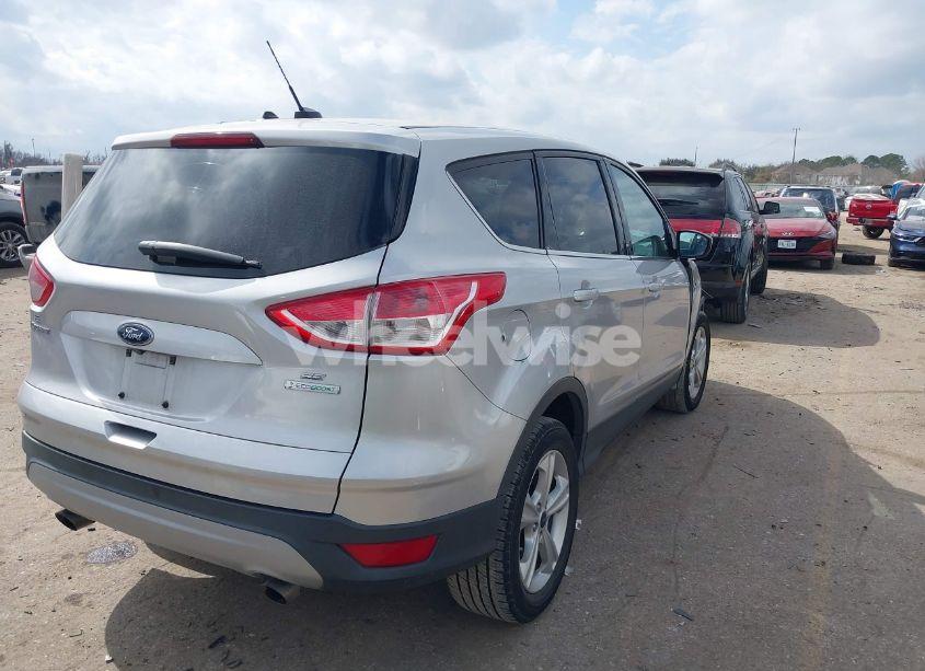 Photo 4 of 2015 Ford Escape SE (VIN 1FMCU0G95FUC44200)
