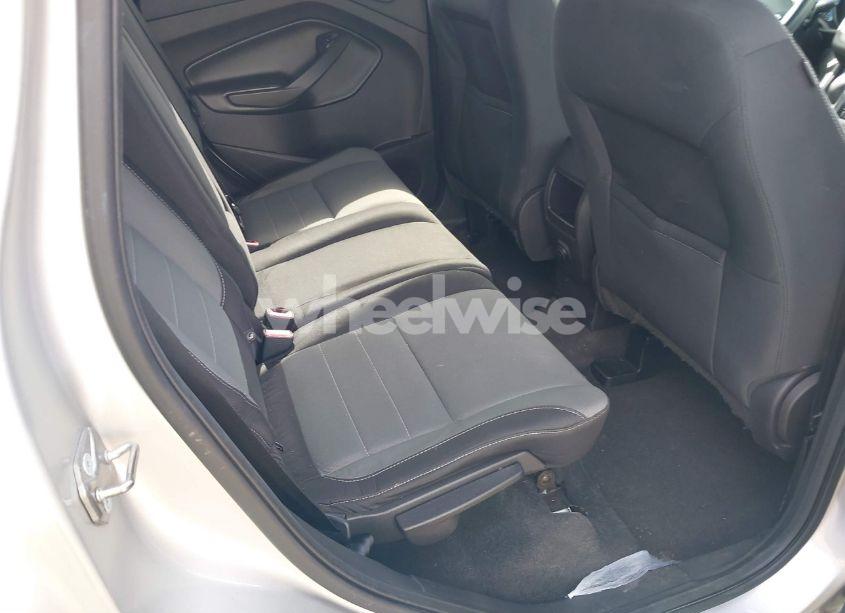 Photo 8 of 2015 Ford Escape SE (VIN 1FMCU0G95FUC44200)