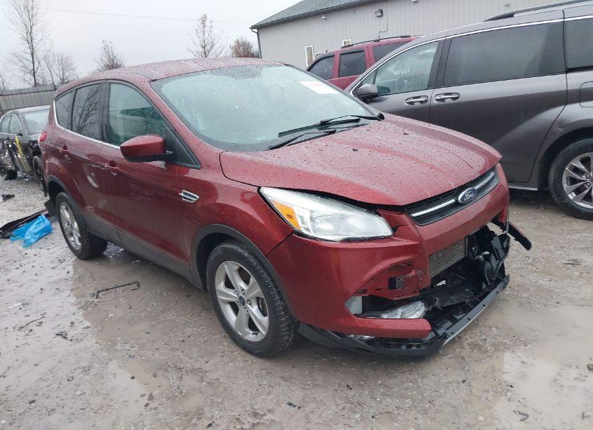 2015 Ford Escape SE (VIN 1FMCU0G95FUC58985) main photo