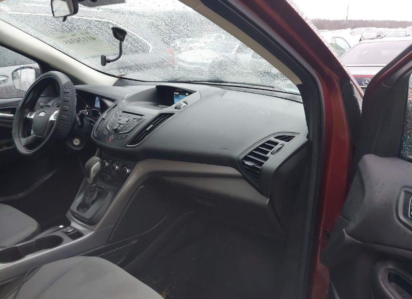 Photo 5 of 2015 Ford Escape SE (VIN 1FMCU0G95FUC58985)