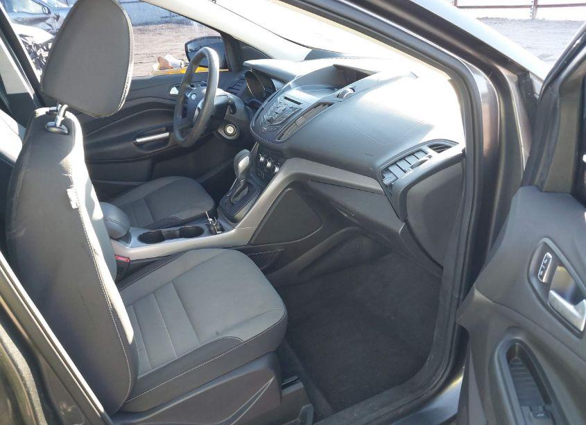 Photo 5 of 2016 Ford Escape SE (VIN 1FMCU0G95GUB82296)