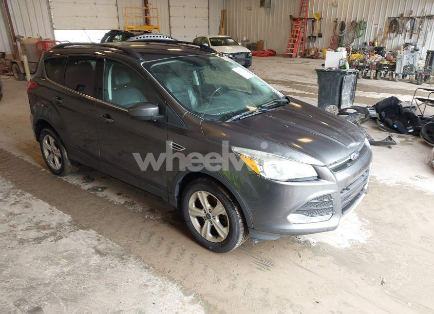2016 Ford Escape SE (VIN 1FMCU0G95GUC87128) main photo