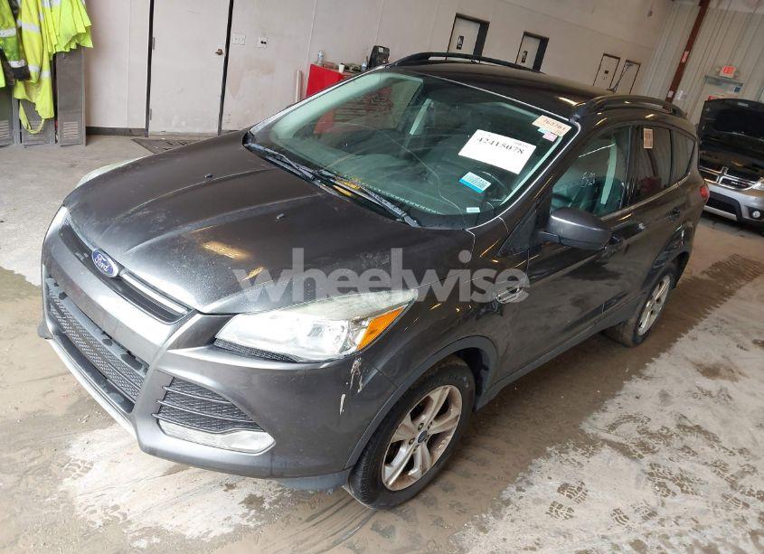 Photo 2 of 2016 Ford Escape SE (VIN 1FMCU0G95GUC87128)