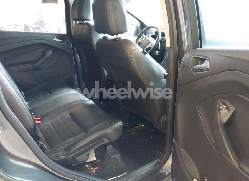 Photo 8 of 2016 Ford Escape SE (VIN 1FMCU0G95GUC87128)