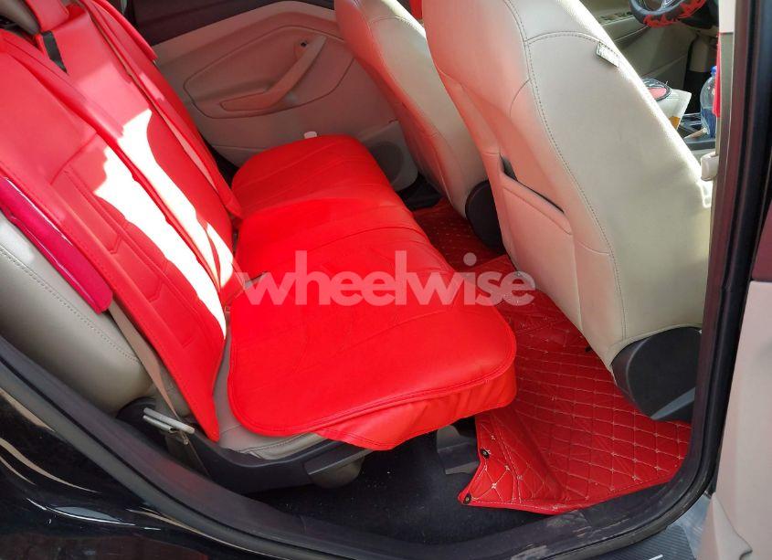 Photo 8 of 2017 Ford Escape SE (VIN 1FMCU0G95HUA25613)