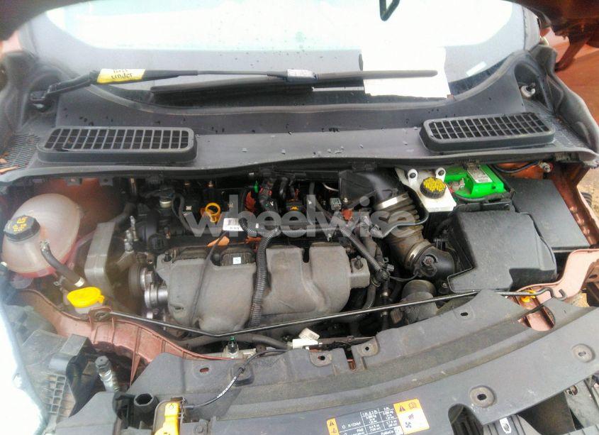 Photo 10 of 2017 Ford Escape SE (VIN 1FMCU0G95HUE02151)