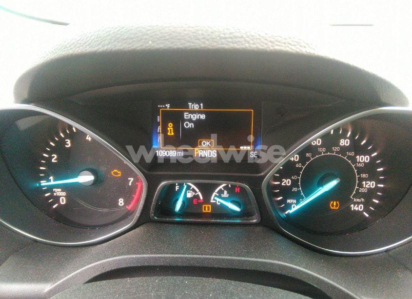 Photo 7 of 2017 Ford Escape SE (VIN 1FMCU0G95HUE02151)