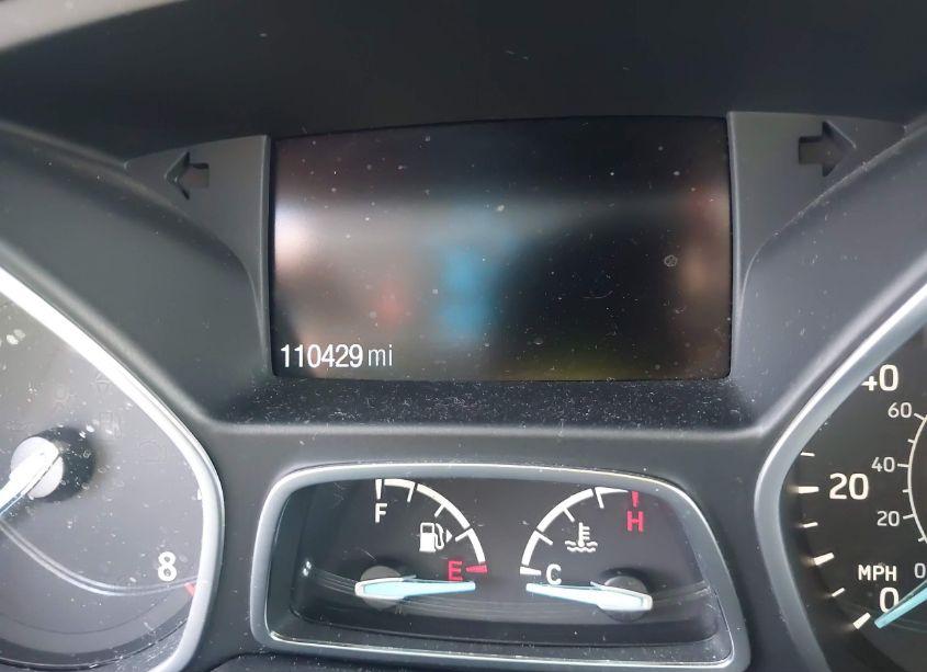 Photo 16 of 2017 Ford Escape SE (VIN 1FMCU0G95HUF07000)