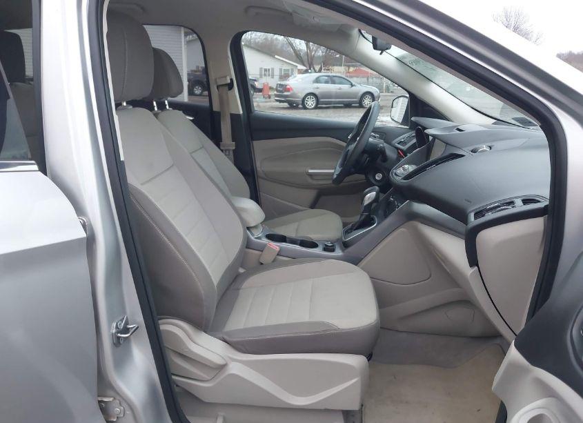 Photo 5 of 2013 Ford Escape SE (VIN 1FMCU0G96DUA80551)