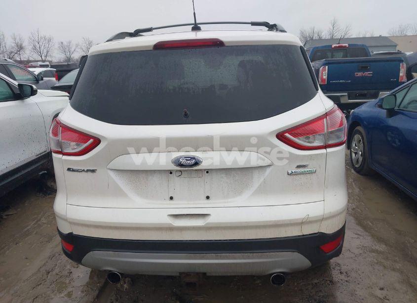 Photo 16 of 2013 Ford Escape SE (VIN 1FMCU0G96DUD08614)