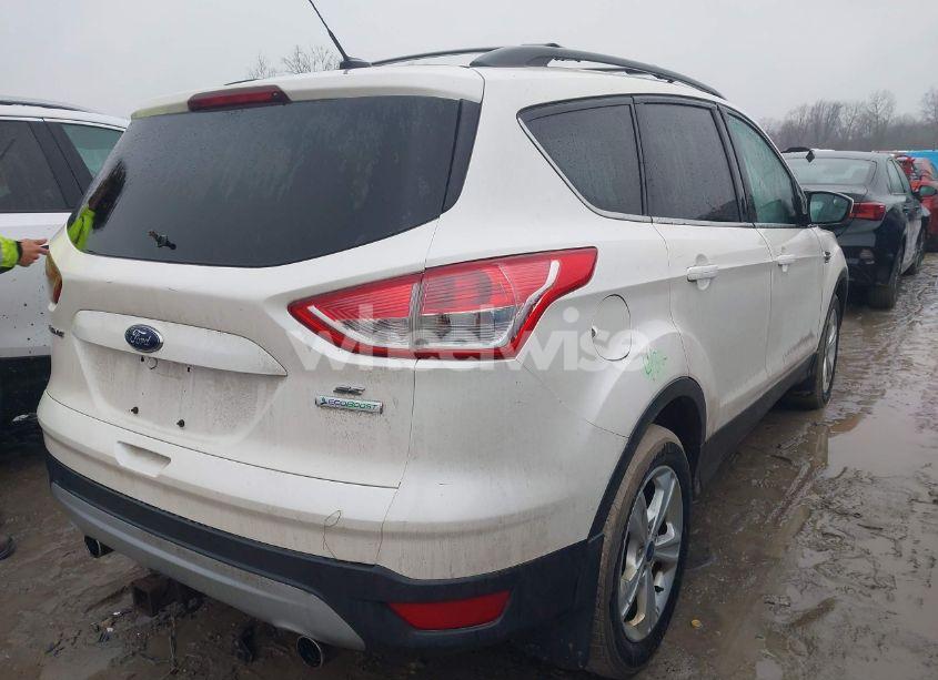 Photo 4 of 2013 Ford Escape SE (VIN 1FMCU0G96DUD08614)