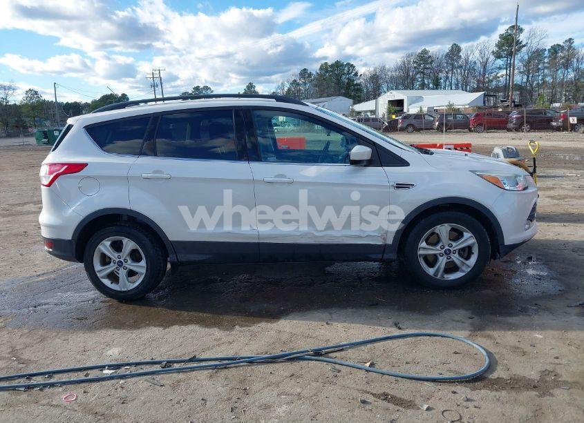 Photo 13 of 2014 Ford Escape SE (VIN 1FMCU0G96EUA51326)