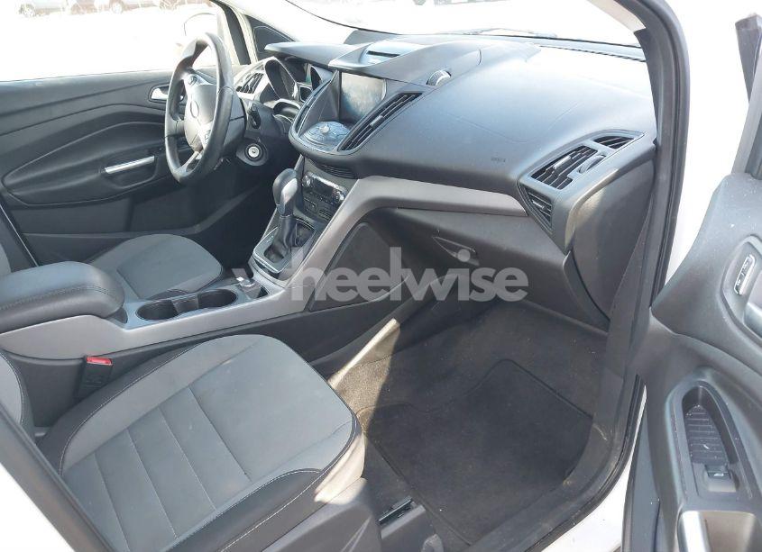 Photo 5 of 2014 Ford Escape SE (VIN 1FMCU0G96EUA51326)