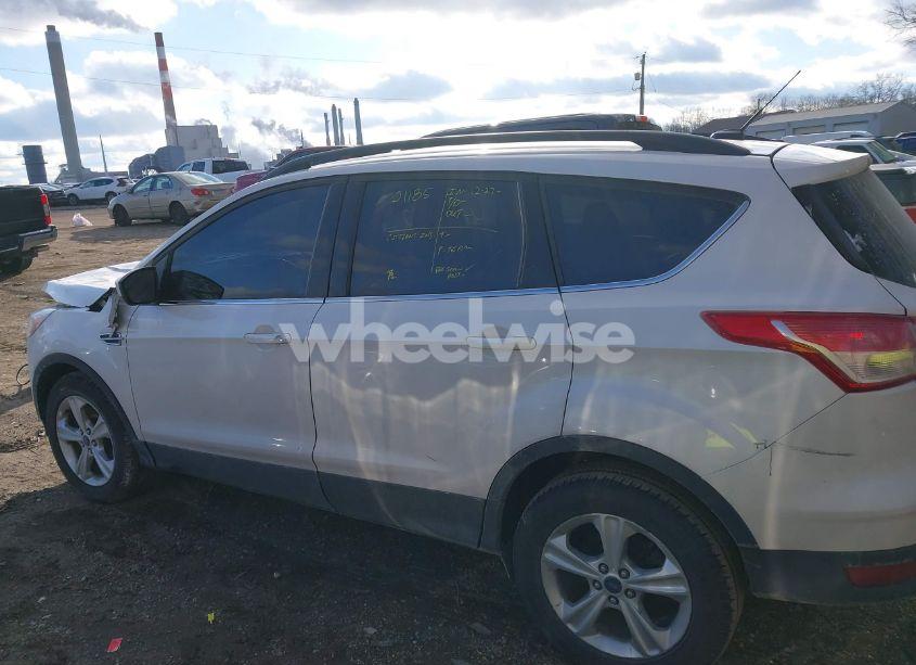 Photo 14 of 2014 Ford Escape SE (VIN 1FMCU0G96EUB43360)