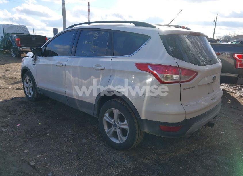 Photo 3 of 2014 Ford Escape SE (VIN 1FMCU0G96EUB43360)