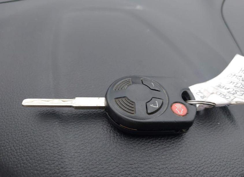 Photo 11 of 2014 Ford Escape SE (VIN 1FMCU0G96EUD73240)