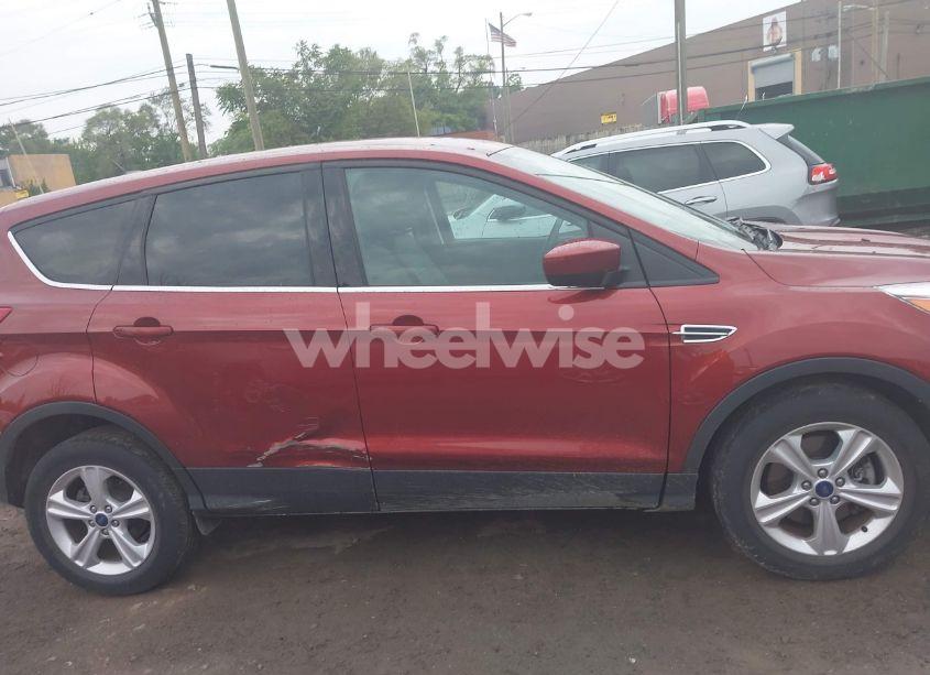 Photo 13 of 2014 Ford Escape SE (VIN 1FMCU0G96EUE56277)