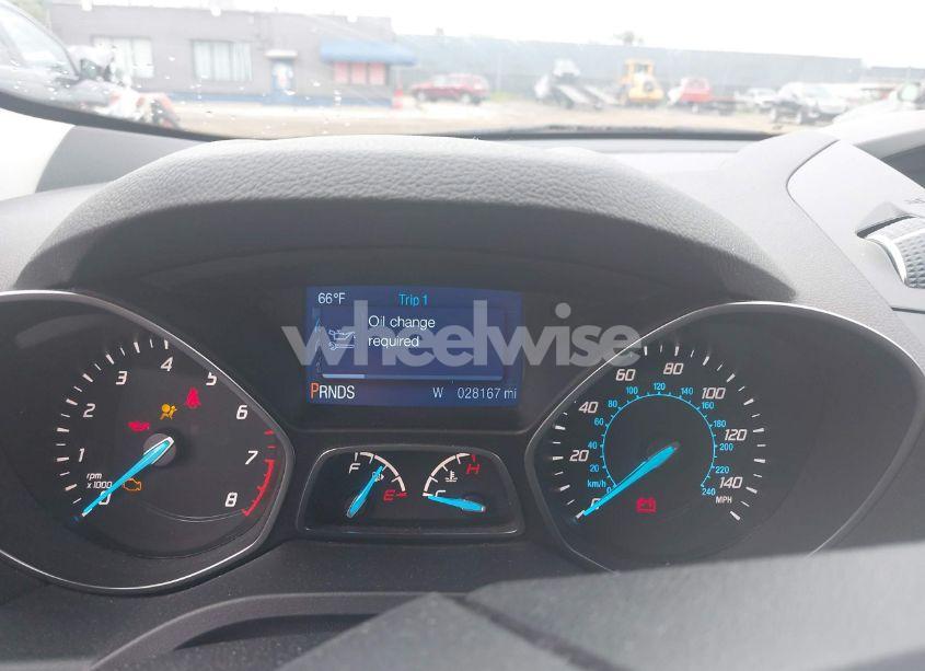 Photo 15 of 2014 Ford Escape SE (VIN 1FMCU0G96EUE56277)