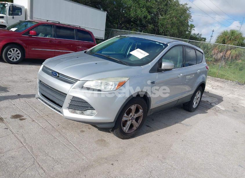 Photo 2 of 2015 Ford Escape SE (VIN 1FMCU0G96FUA63607)