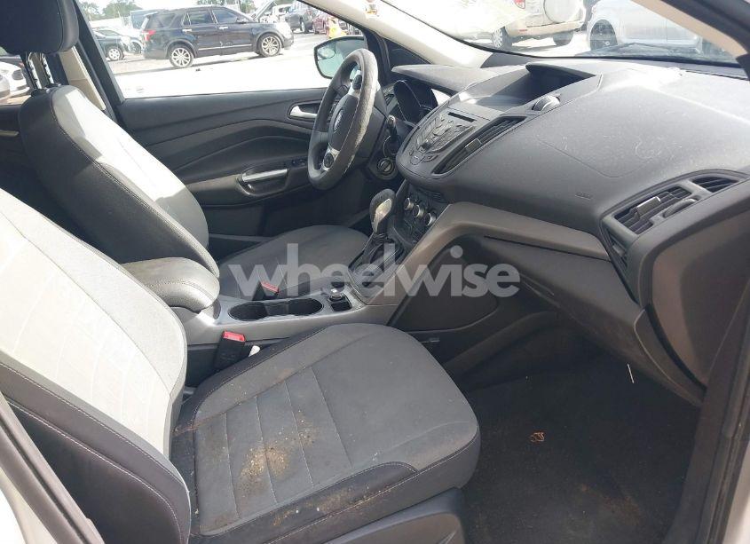 Photo 5 of 2015 Ford Escape SE (VIN 1FMCU0G96FUA63607)