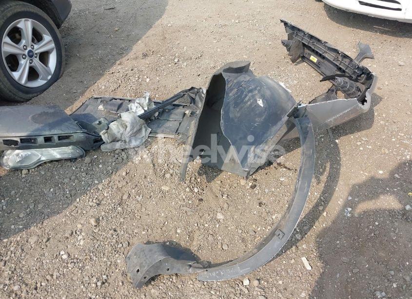 Photo 12 of 2015 Ford Escape SE (VIN 1FMCU0G96FUB13552)