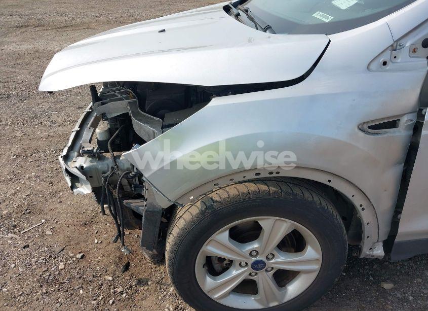 Photo 14 of 2015 Ford Escape SE (VIN 1FMCU0G96FUB13552)