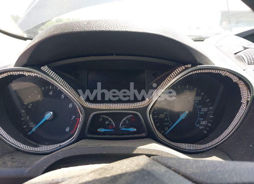 Photo 7 of 2016 Ford Escape SE (VIN 1FMCU0G96GUB11253)