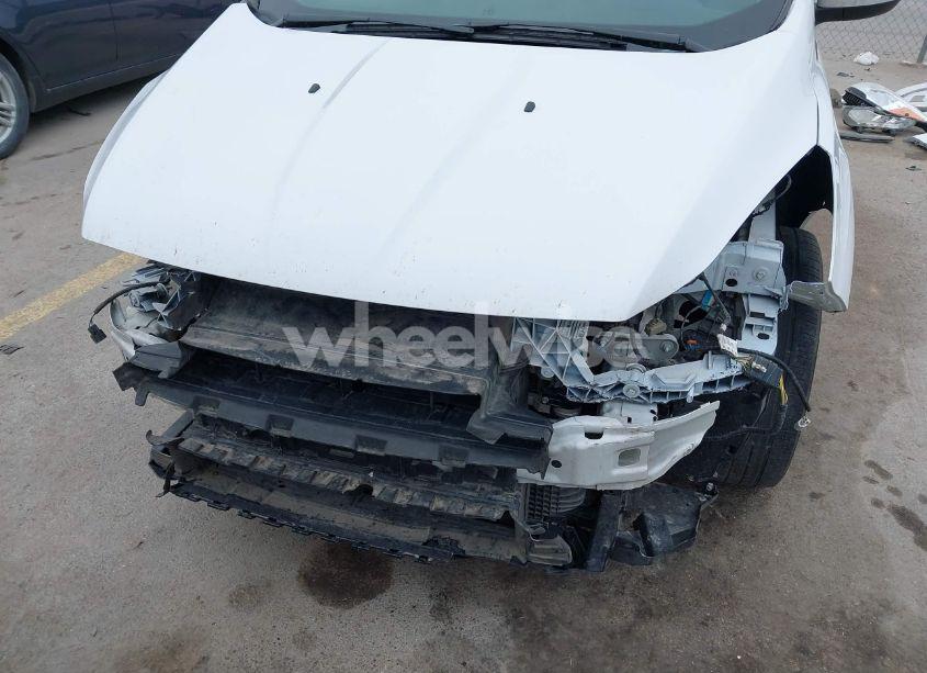 Photo 6 of 2016 Ford Escape SE (VIN 1FMCU0G96GUC45910)