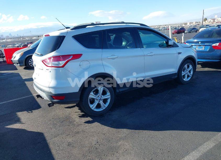 Photo 4 of 2013 Ford Escape SE (VIN 1FMCU0G97DUC21353)