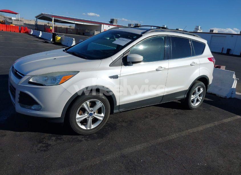 Photo 6 of 2013 Ford Escape SE (VIN 1FMCU0G97DUC21353)
