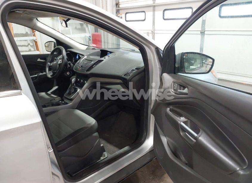 Photo 5 of 2014 Ford Escape SE (VIN 1FMCU0G97EUA46569)