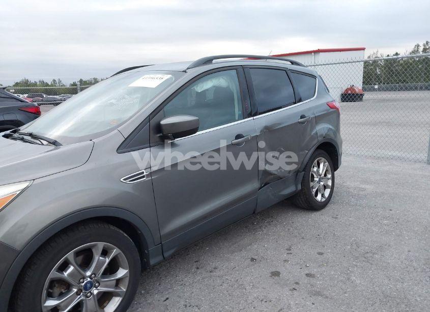 Photo 6 of 2014 Ford Escape SE (VIN 1FMCU0G97EUD70363)