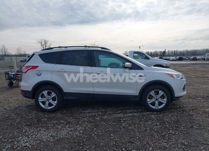 Photo 12 of 2015 Ford Escape SE (VIN 1FMCU0G97FUB14628)