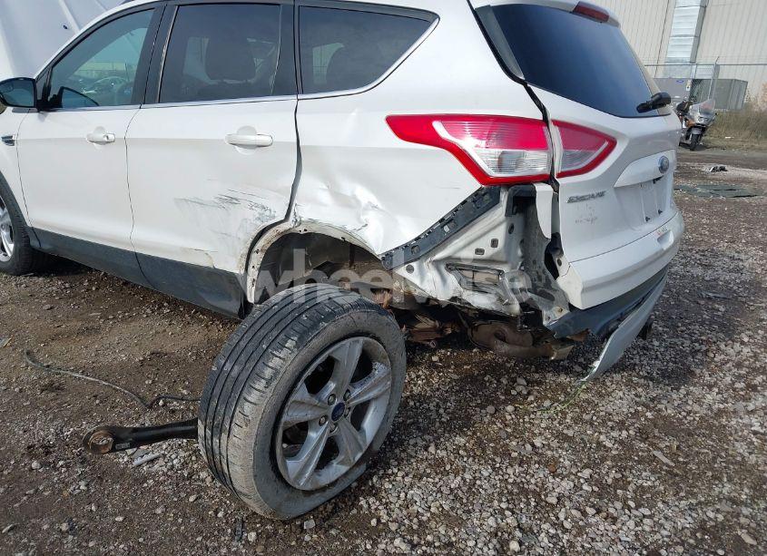 Photo 6 of 2015 Ford Escape SE (VIN 1FMCU0G97FUB14628)