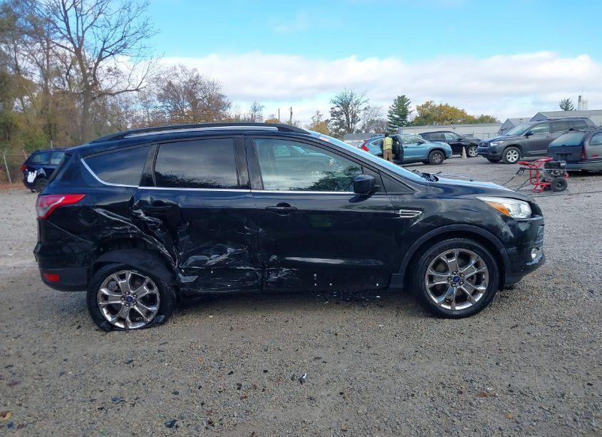 Photo 13 of 2015 Ford Escape SE (VIN 1FMCU0G97FUC61628)
