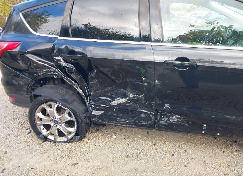 Photo 19 of 2015 Ford Escape SE (VIN 1FMCU0G97FUC61628)