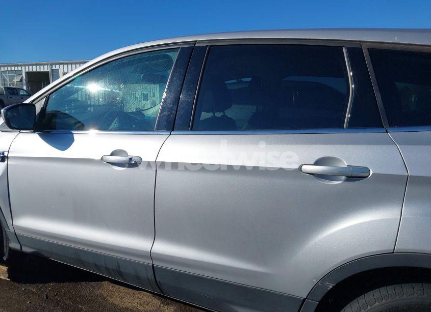 Photo 14 of 2016 Ford Escape SE (VIN 1FMCU0G97GUA31587)