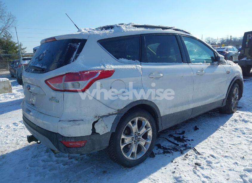 Photo 4 of 2016 Ford Escape SE (VIN 1FMCU0G97GUB55066)