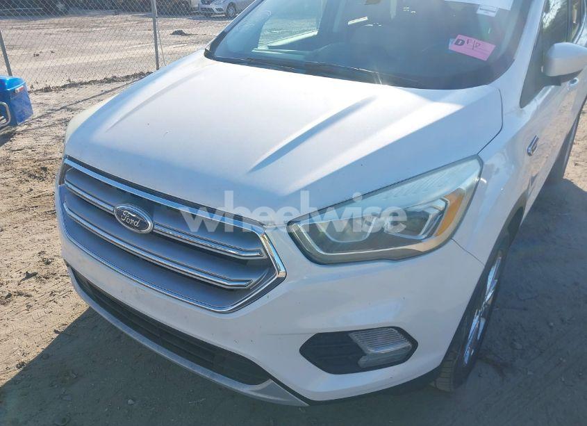 Photo 17 of 2017 Ford Escape SE (VIN 1FMCU0G97HUA25824)