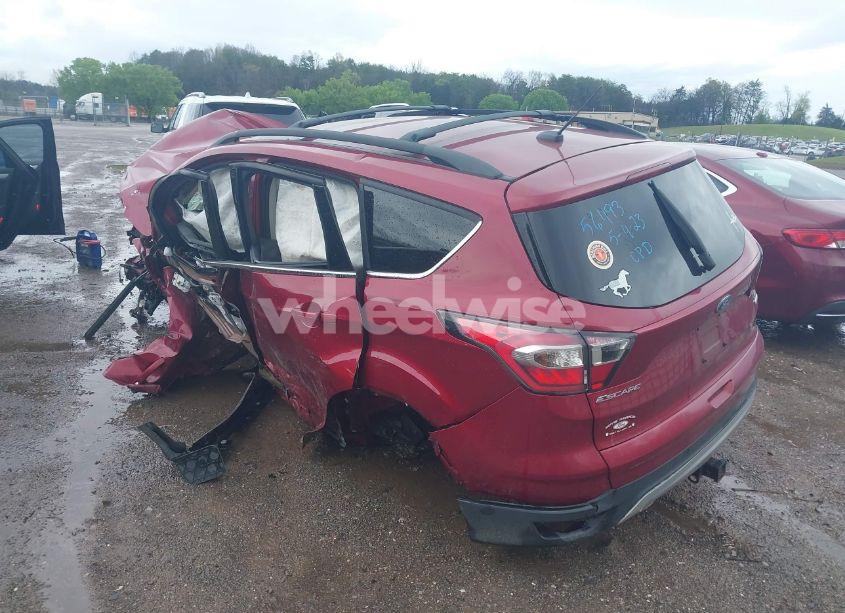 Photo 3 of 2017 Ford Escape SE (VIN 1FMCU0G97HUA31462)