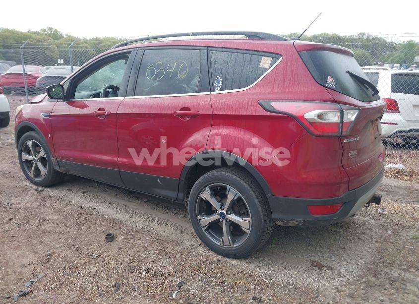 Photo 3 of 2017 Ford Escape SE (VIN 1FMCU0G97HUA42591)