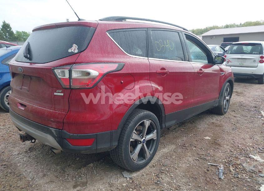 Photo 4 of 2017 Ford Escape SE (VIN 1FMCU0G97HUA42591)