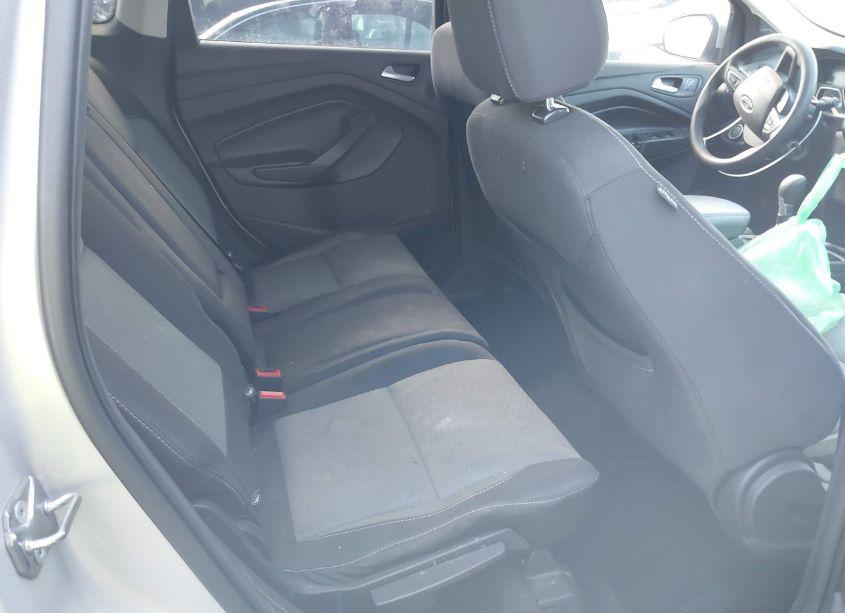 Photo 8 of 2017 Ford Escape SE (VIN 1FMCU0G97HUE74243)