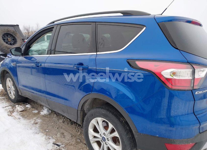 Photo 14 of 2017 Ford Escape SE (VIN 1FMCU0G97HUF10514)