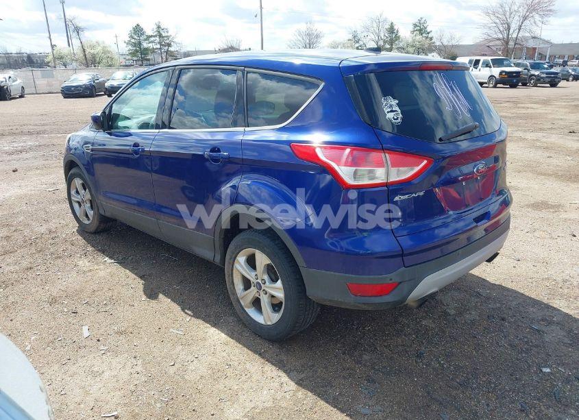 Photo 3 of 2013 Ford Escape SE (VIN 1FMCU0G98DUD87400)