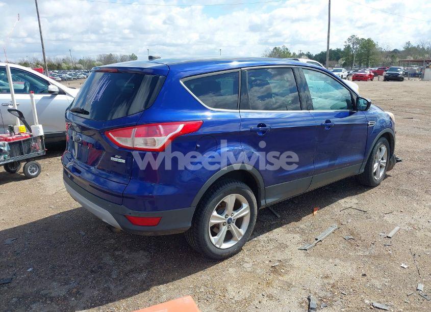 Photo 4 of 2013 Ford Escape SE (VIN 1FMCU0G98DUD87400)