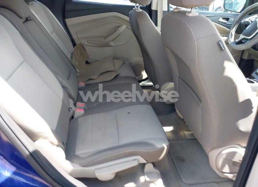 Photo 8 of 2013 Ford Escape SE (VIN 1FMCU0G98DUD87400)