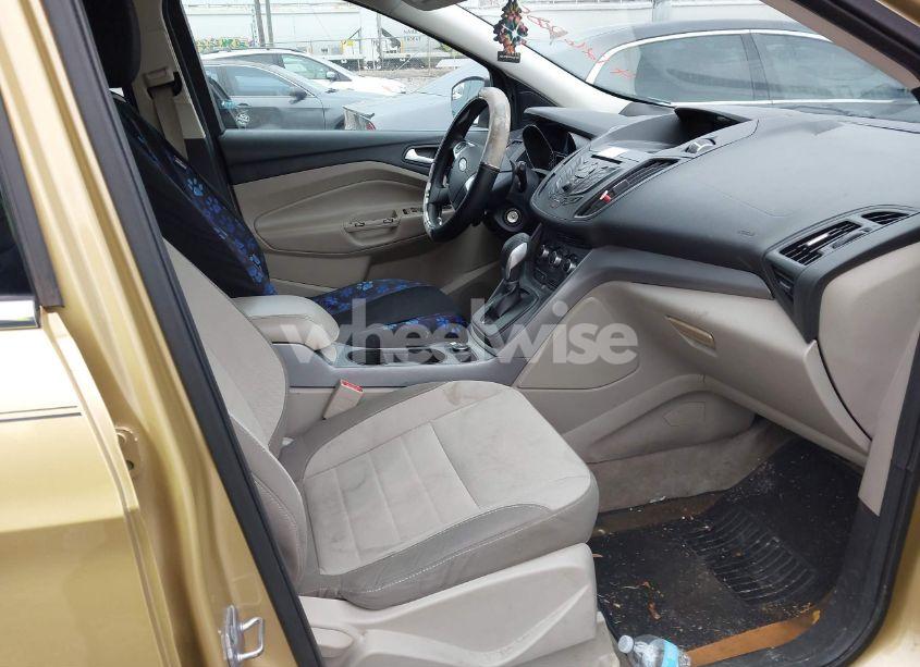 Photo 5 of 2014 Ford Escape SE (VIN 1FMCU0G98EUC16826)