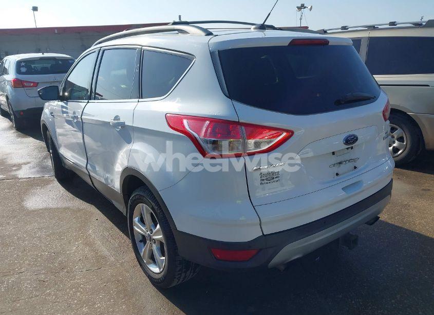 Photo 3 of 2014 Ford Escape SE (VIN 1FMCU0G98EUC92210)